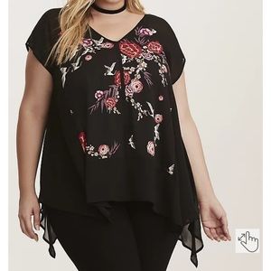 Torrid Floral Print Chiffon Sharkbite Blouse Size 0